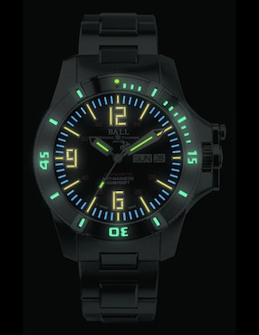 Reloj Ball Engineer Hydrocarbon para hombre DM2036A-PCA-BK