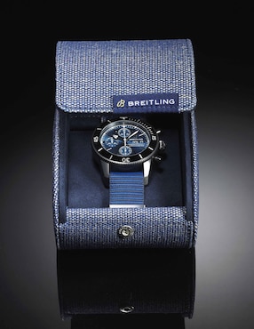Reloj Breitling Superocean Heritage Chronograph 44 Outerknown para hombre M133132A1C1W1